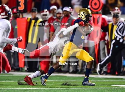 Thumbnail 2 in St. Thomas Aquinas vs. Edgewater (FHSAA 7A State Final)  photogallery.