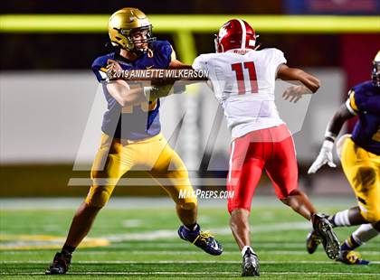 Thumbnail 1 in St. Thomas Aquinas vs. Edgewater (FHSAA 7A State Final)  photogallery.