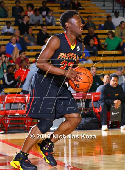 Thumbnail 3 in Los Alamitos vs. Fairfax (Nike Extravaganza) photogallery.
