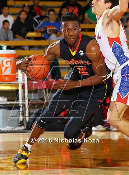 Thumbnail 2 in Los Alamitos vs. Fairfax (Nike Extravaganza) photogallery.