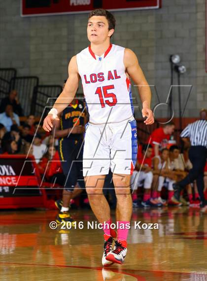 Thumbnail 3 in Los Alamitos vs. Fairfax (Nike Extravaganza) photogallery.