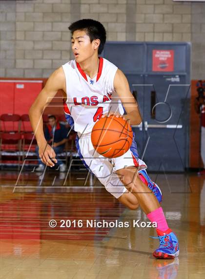 Thumbnail 2 in Los Alamitos vs. Fairfax (Nike Extravaganza) photogallery.