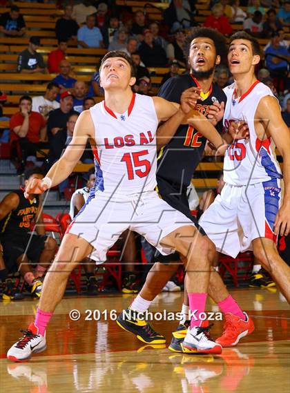 Thumbnail 1 in Los Alamitos vs. Fairfax (Nike Extravaganza) photogallery.