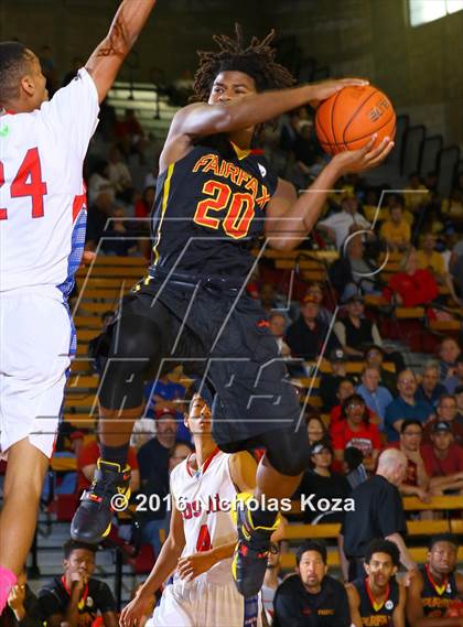 Thumbnail 3 in Los Alamitos vs. Fairfax (Nike Extravaganza) photogallery.
