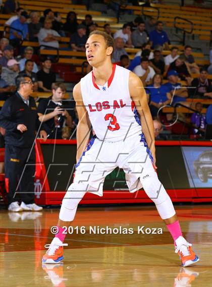 Thumbnail 1 in Los Alamitos vs. Fairfax (Nike Extravaganza) photogallery.