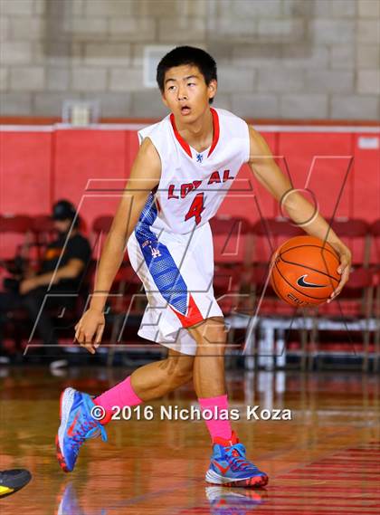 Thumbnail 1 in Los Alamitos vs. Fairfax (Nike Extravaganza) photogallery.