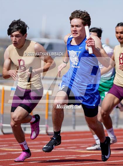 Thumbnail 3 in Los Lunas Track and Field Meet  photogallery.