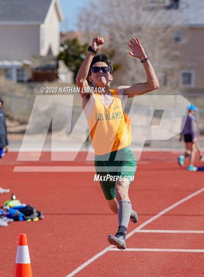 Thumbnail 2 in Los Lunas Track and Field Meet  photogallery.