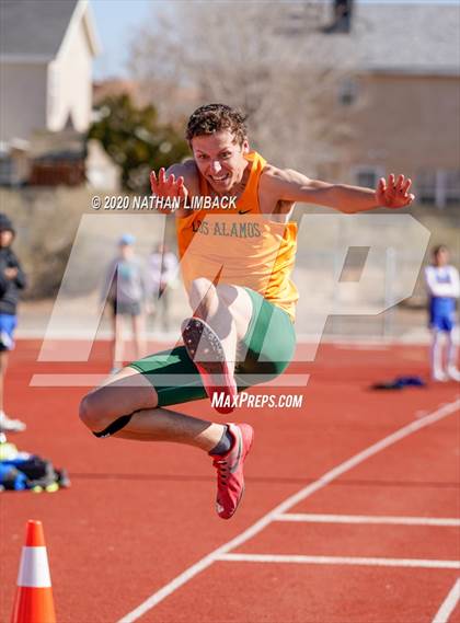 Thumbnail 1 in Los Lunas Track and Field Meet  photogallery.