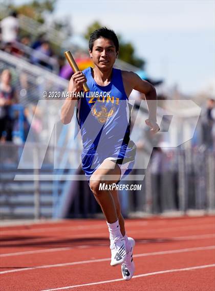 Thumbnail 3 in Los Lunas Track and Field Meet  photogallery.