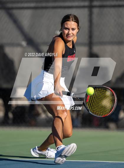 Thumbnail 2 in UHSAA 3A State Tournament photogallery.