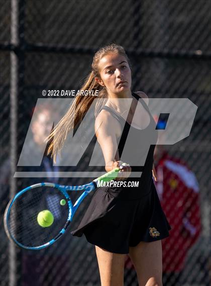 Thumbnail 1 in UHSAA 3A State Tournament photogallery.