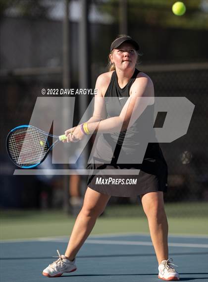 Thumbnail 2 in UHSAA 3A State Tournament photogallery.