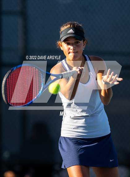 Thumbnail 1 in UHSAA 3A State Tournament photogallery.