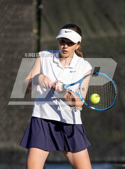 Thumbnail 2 in UHSAA 3A State Tournament photogallery.