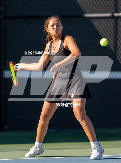 Thumbnail 2 in UHSAA 3A State Tournament photogallery.