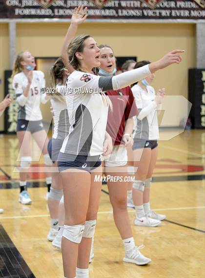 Thumbnail 1 in St. Margaret's @ JSerra Catholic photogallery.