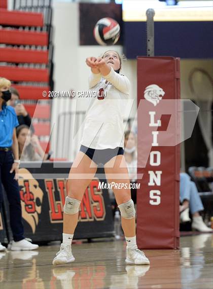 Thumbnail 1 in St. Margaret's @ JSerra Catholic photogallery.