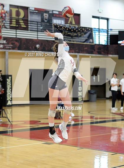 Thumbnail 1 in St. Margaret's @ JSerra Catholic photogallery.