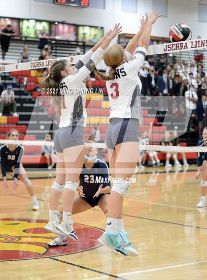 Thumbnail 1 in St. Margaret's @ JSerra Catholic photogallery.
