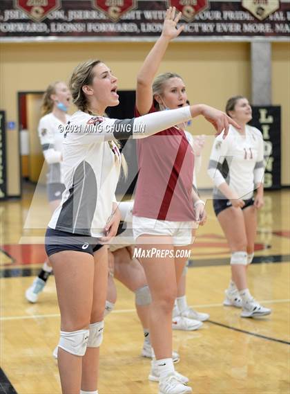 Thumbnail 3 in St. Margaret's @ JSerra Catholic photogallery.