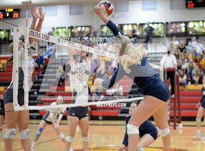 Thumbnail 3 in St. Margaret's @ JSerra Catholic photogallery.