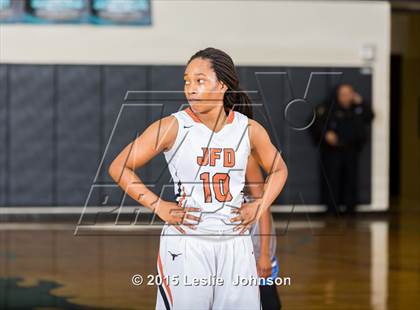 Thumbnail 1 in Dobie vs Jay (McDonald's Texas Invitational) photogallery.