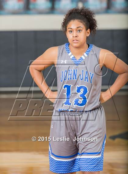 Thumbnail 2 in Dobie vs Jay (McDonald's Texas Invitational) photogallery.