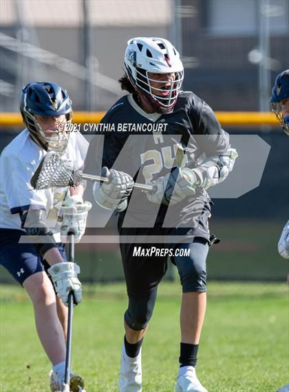 Thumbnail 1 in Mullen vs Monarch photogallery.