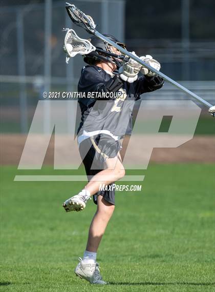 Thumbnail 3 in Mullen vs Monarch photogallery.