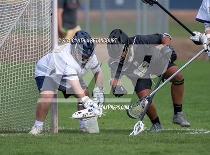 Thumbnail 1 in Mullen vs Monarch photogallery.