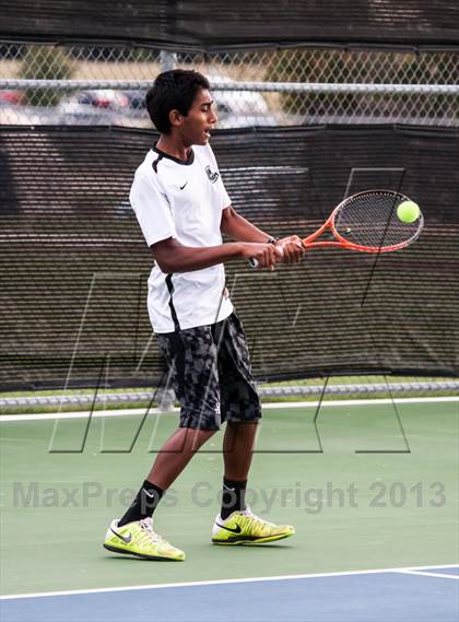 Thumbnail 2 in Longview vs Rockwall photogallery.