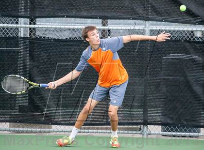 Thumbnail 1 in Longview vs Rockwall photogallery.