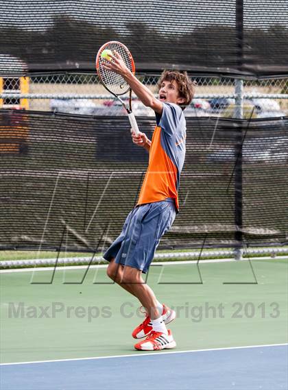 Thumbnail 1 in Longview vs Rockwall photogallery.