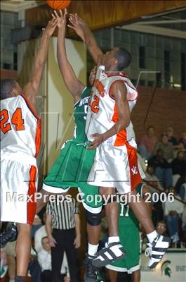 Thumbnail 1 in Cross @ Northwest Catholic (State D1 Quarterfinal) photogallery.