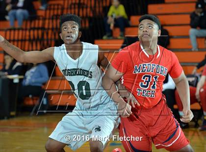 Thumbnail 1 in West Side vs Medford Tech (MLK Basketball Classic) photogallery.