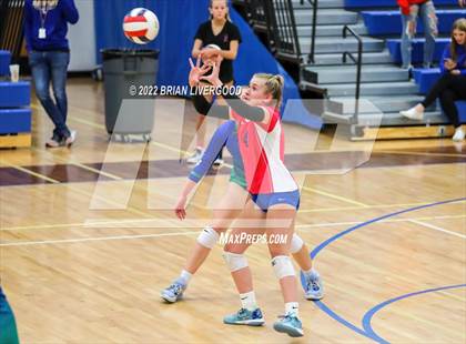 Thumbnail 2 in Doherty @ Rampart photogallery.