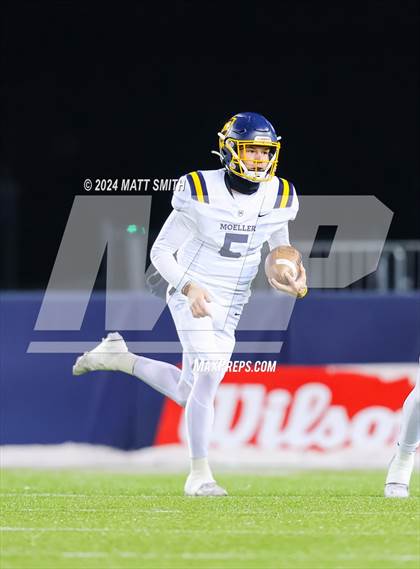 Thumbnail 2 in Archbishop Moeller vs. Olentangy Liberty (OHSAA Division 1 Final) photogallery.