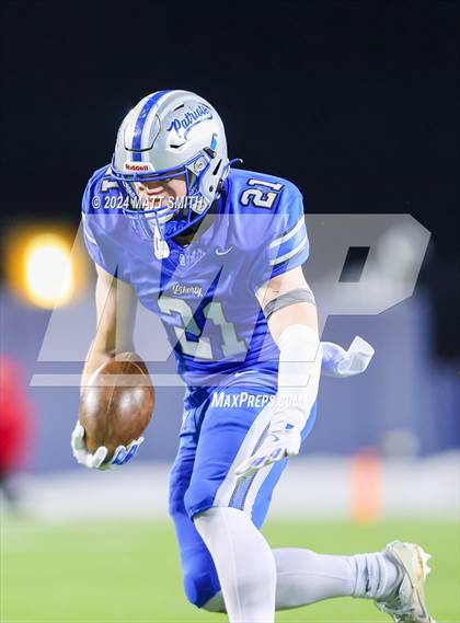 Thumbnail 1 in Archbishop Moeller vs. Olentangy Liberty (OHSAA Division 1 Final) photogallery.