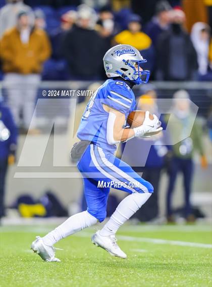 Thumbnail 3 in Archbishop Moeller vs. Olentangy Liberty (OHSAA Division 1 Final) photogallery.
