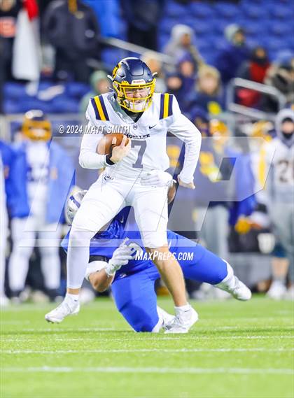 Thumbnail 3 in Archbishop Moeller vs. Olentangy Liberty (OHSAA Division 1 Final) photogallery.