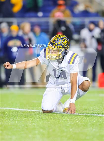 Thumbnail 2 in Archbishop Moeller vs. Olentangy Liberty (OHSAA Division 1 Final) photogallery.