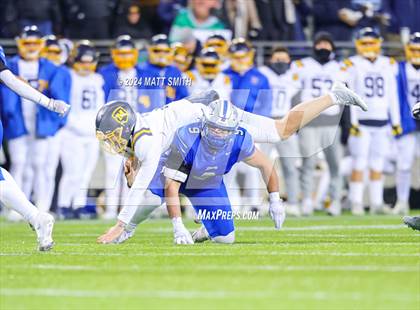Thumbnail 1 in Archbishop Moeller vs. Olentangy Liberty (OHSAA Division 1 Final) photogallery.