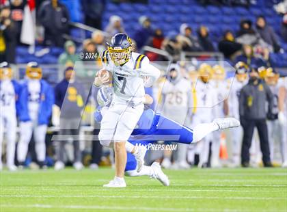 Thumbnail 2 in Archbishop Moeller vs. Olentangy Liberty (OHSAA Division 1 Final) photogallery.