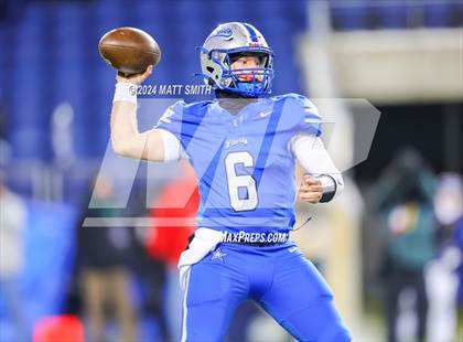 Thumbnail 1 in Archbishop Moeller vs. Olentangy Liberty (OHSAA Division 1 Final) photogallery.