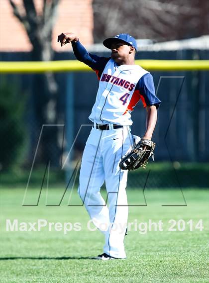Thumbnail 1 in Garland @ Sachse photogallery.