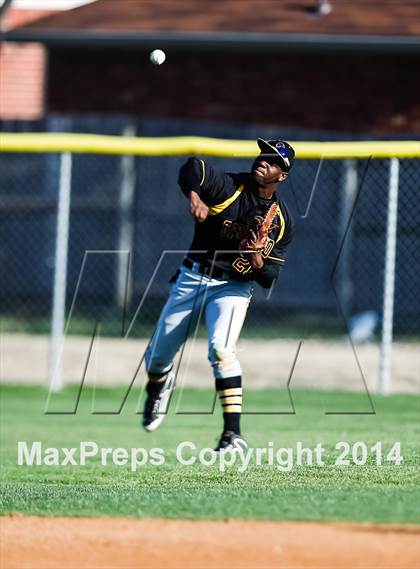 Thumbnail 3 in Garland @ Sachse photogallery.