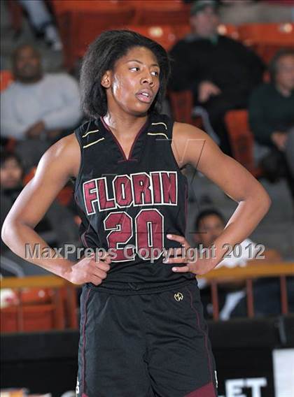 Thumbnail 3 in St. Mary's vs. Florin (CIF SJS D2 Playoffs) photogallery.