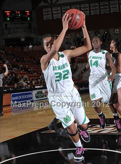 Thumbnail 3 in St. Mary's vs. Florin (CIF SJS D2 Playoffs) photogallery.