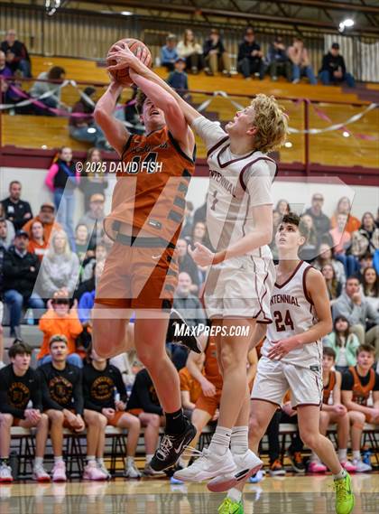 Thumbnail 1 in Ridgevue @ Centennial (IHSAA 5A District III Round 1) photogallery.